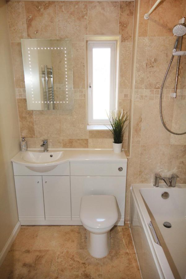 Chipad Mono - Quality City Centre Apartment, With Free Parking Space Chichester Exterior photo